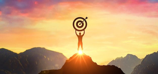 Personne motivée explorant son potentiel
